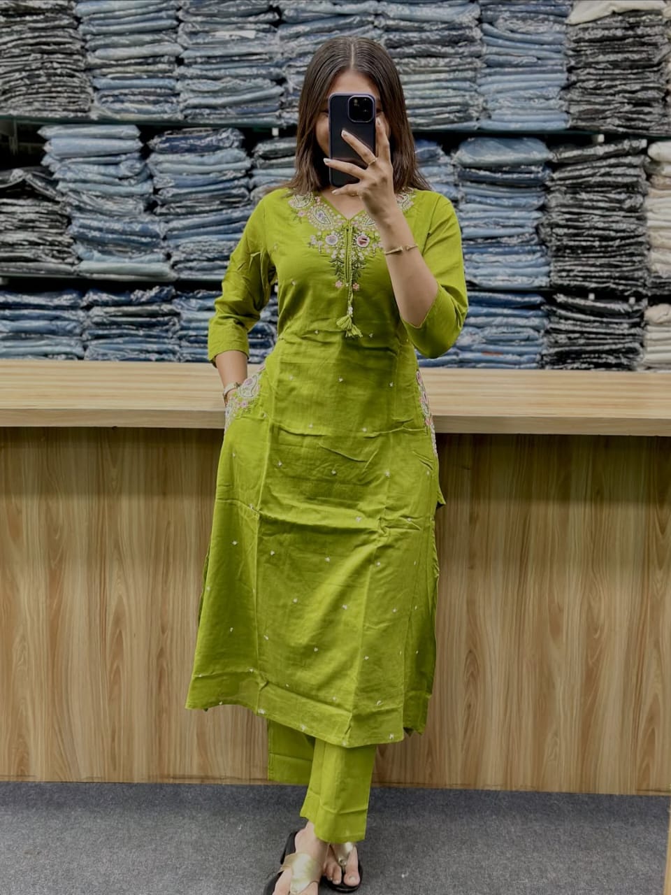Brown Floral Embroidered Kurti with Dupatta